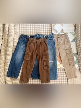 Lot of 4– 4T Old Navy jeans/pants